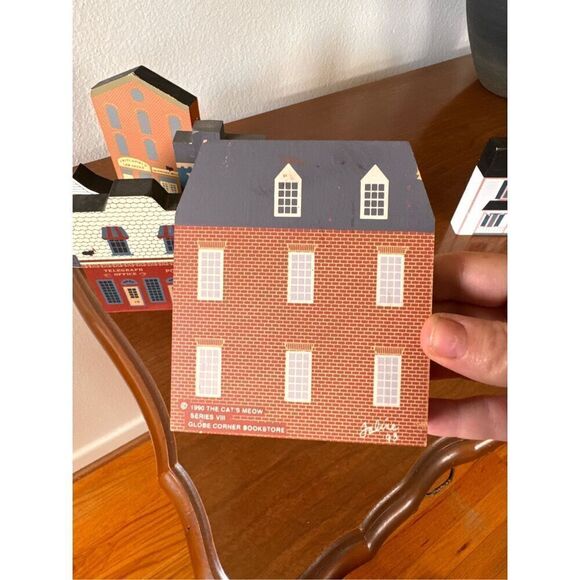 Vintage 9 Piece The Cats Meow Village Wooden Handpainted House Collection 80/90’ - Picture 11 of 14